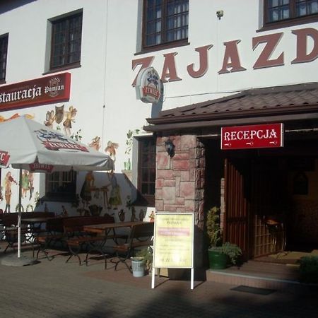 Zajazd Pomian Ozarow Mazowiecki Exteriör bild